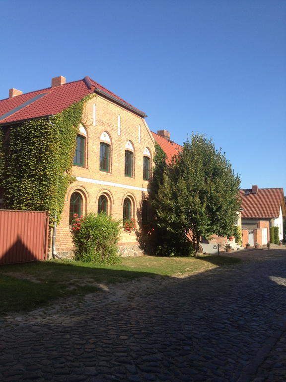 Pension Kunsthof Dahrenstedt Esterno foto